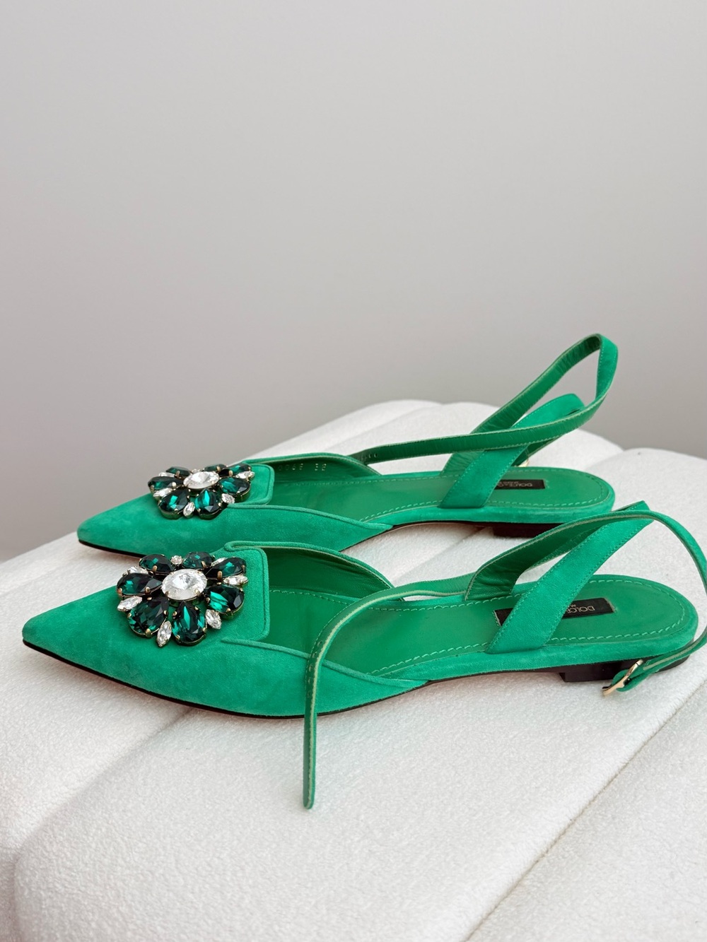 DOLCE&GABBANA Emerald Green Jeweled Slingback Flats – EU 38 | Pointed Toe | - Picture 4 of 10
